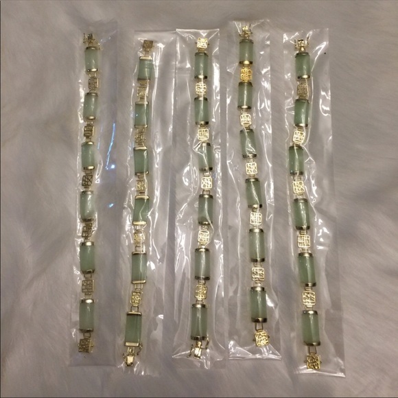 ⬇️ NEW GREEN JADE link bracelet Lucky 🍀 Charm - Picture 4 of 8